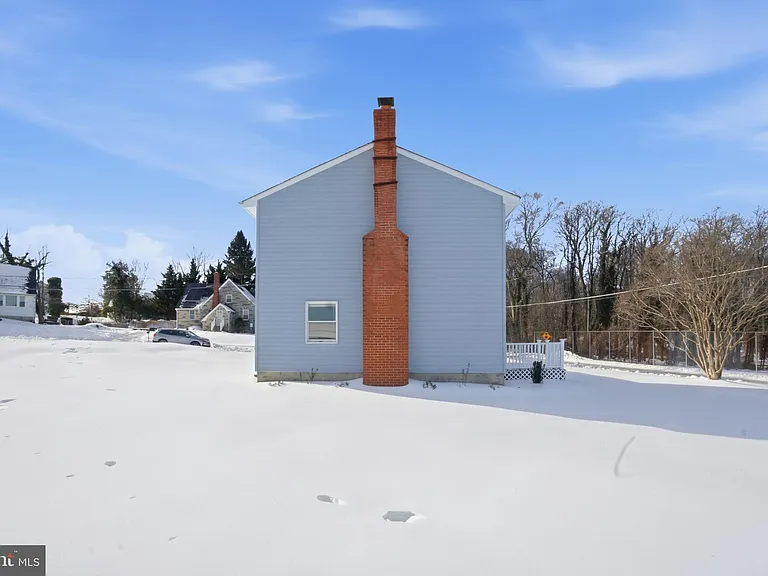 5605 Shelbourne Rd #B — Photo 20