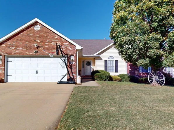 3408 W 32nd St, Sedalia, MO 65301