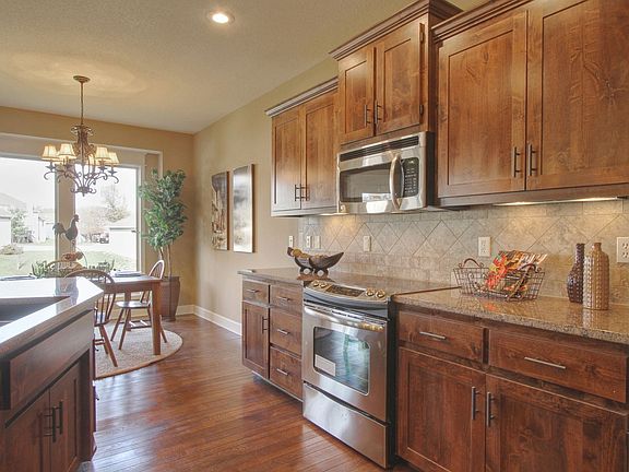 4th image of 5808 NW 108th Ct