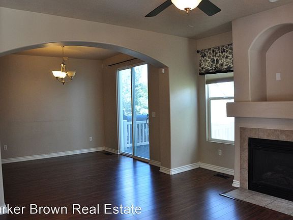 4th image of 3078 N Sage Loop #C1