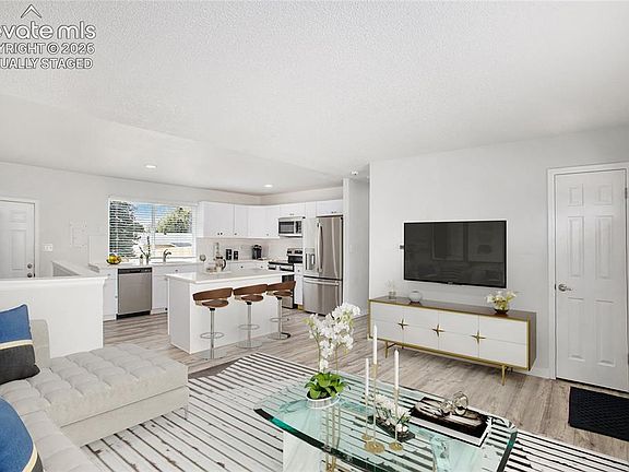 2nd image of 4087 London Ln