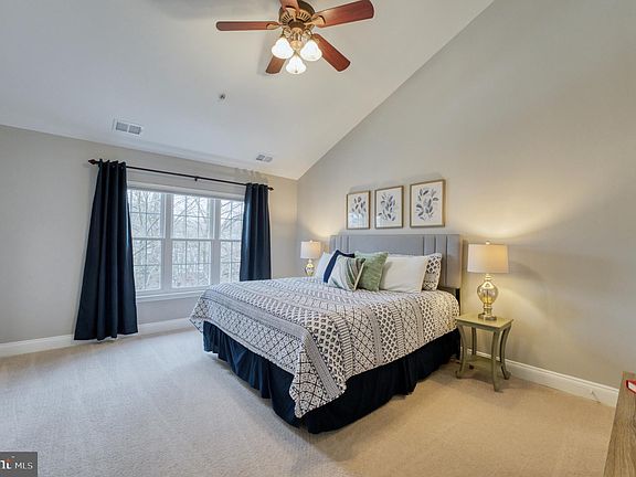 5th image of 107 Cahill Dr