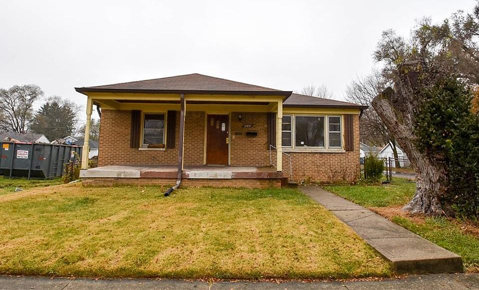 1st image of 4646 N Hillside Ave