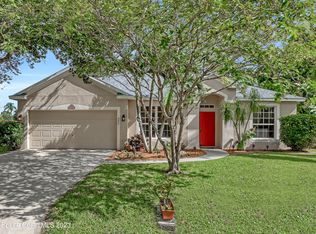535 Crystal Mist Rd NW, Palm Bay, FL 32907