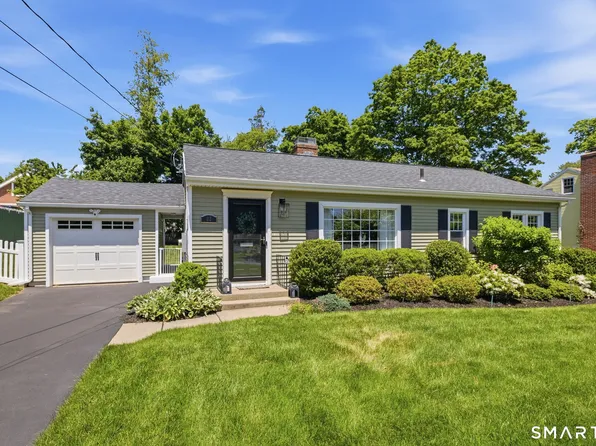 22 Rockledge Drive, West Hartford, CT 06107