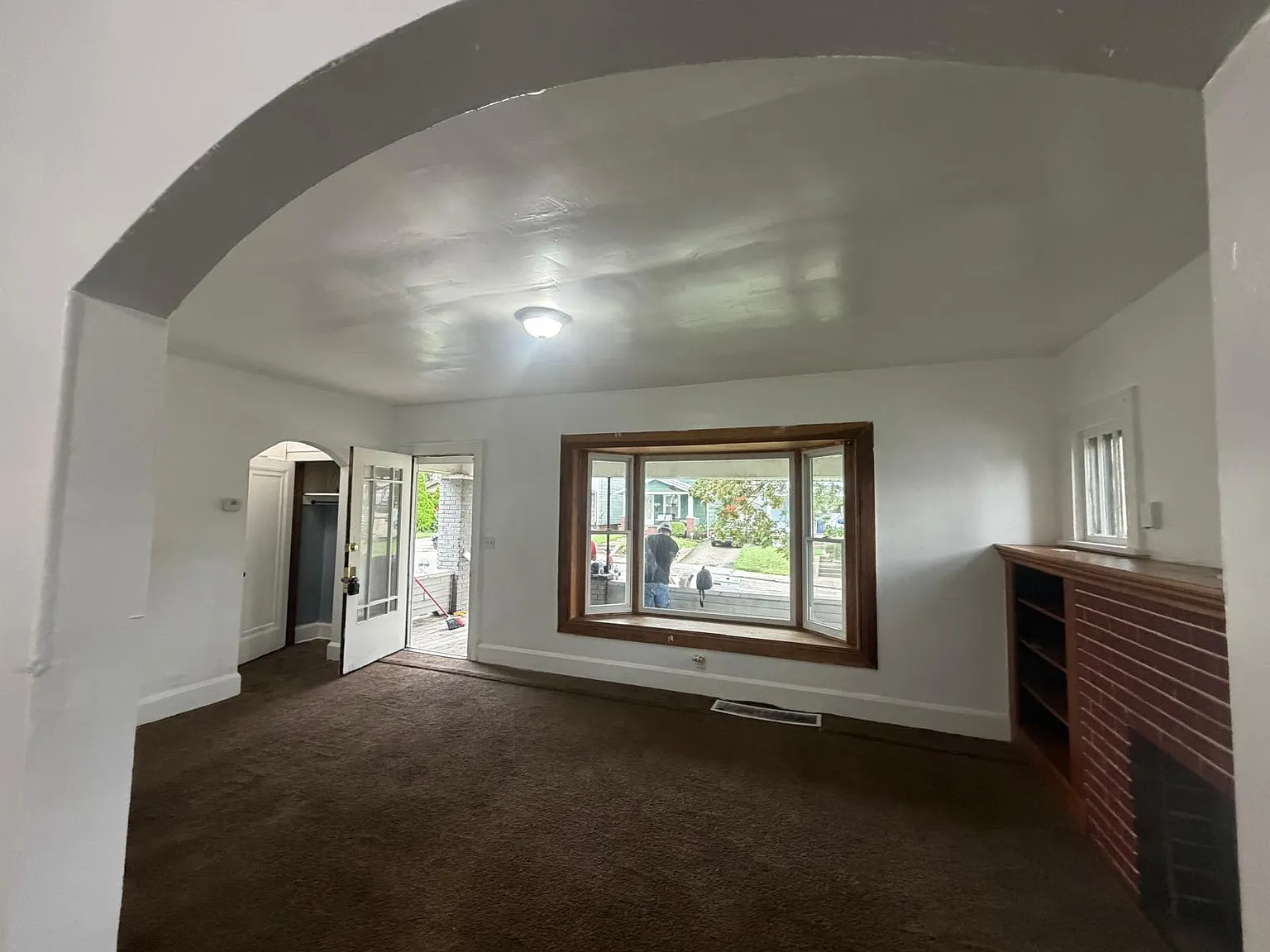 3 bed, 1296 sqft, $1,200 — Photo 4