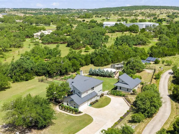 409 Dos Lagos, Dripping Springs, TX 78620