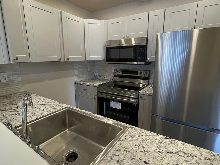 11880 W Independence Ave — Photo 2