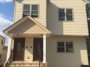 373 Castleton Ave, Staten Island, NY 10301