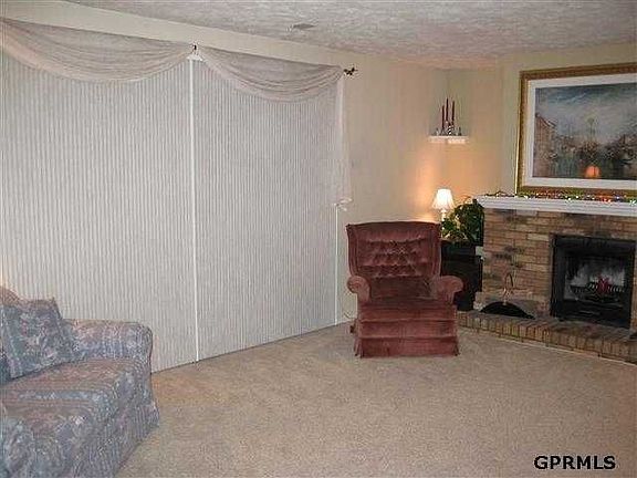 2nd image of 12727 Woodcrest Plz