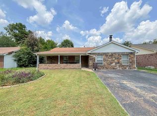 6296 Woodgreen Dr, Millington, TN 38053