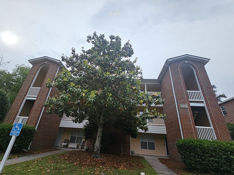 1st image of 4243 Villas Dr Unit 505