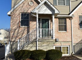 235 W Cortland Center Rd, Cortland, IL 60112