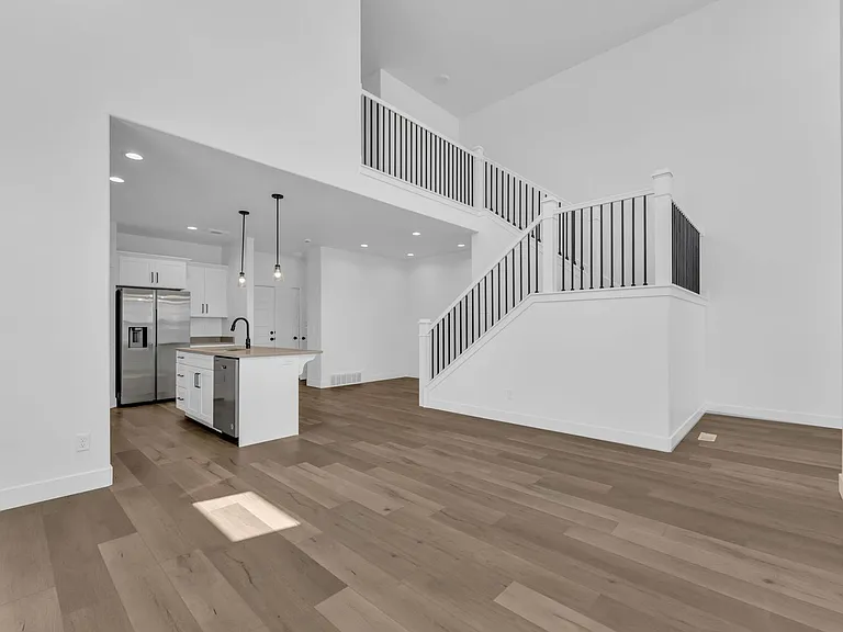 1290 N 3960 W — Photo 9