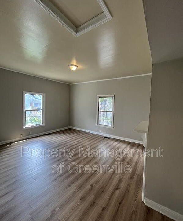 14 Wrigley St, Greenville, SC 29605 Zillow