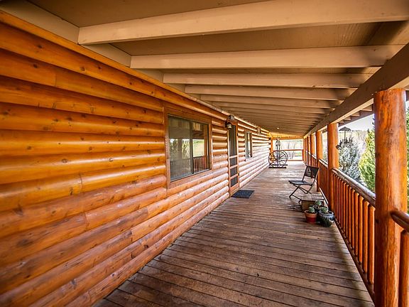 5th image of 3819 Hokan Ln