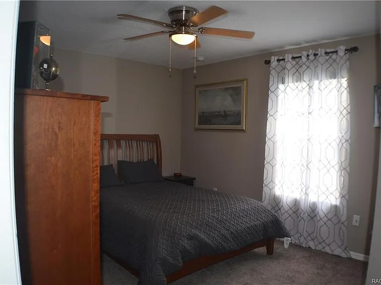 3134 W Randolph Ln — Photo 32