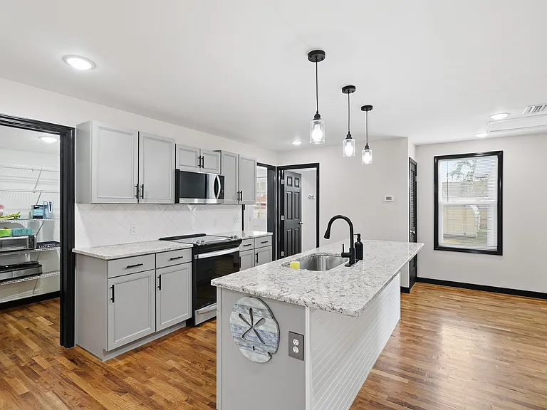 1808 Chestnut Ave — Photo 15