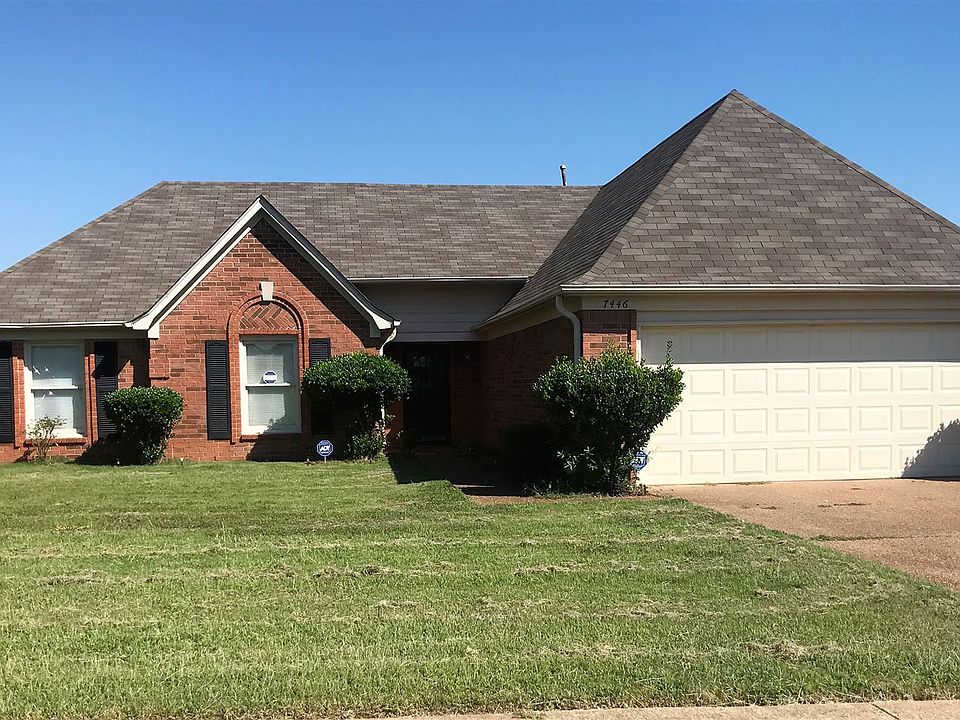 7446 Hollyview 28