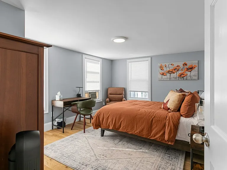 382 Spring St #A — Photo 12