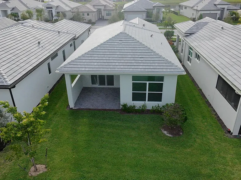 4954 Rivo Alto Cir — Photo 4