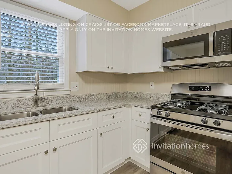1439 Summit Chase Dr — Photo 7