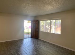 112 E 31st St #A, Long Beach, CA 90807