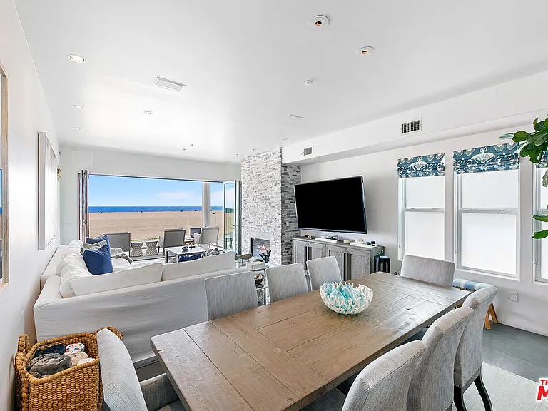 1341 Palisades Beach Rd — Photo 14