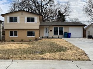 11065 Margatehall Dr, Bridgeton, MO 63044