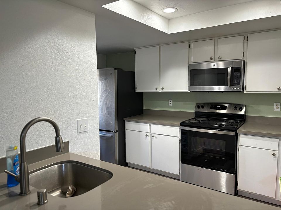 1st image of 410 N North St #1