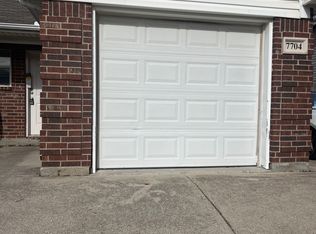 7704 Downe Dr, White Settlement, TX 76108