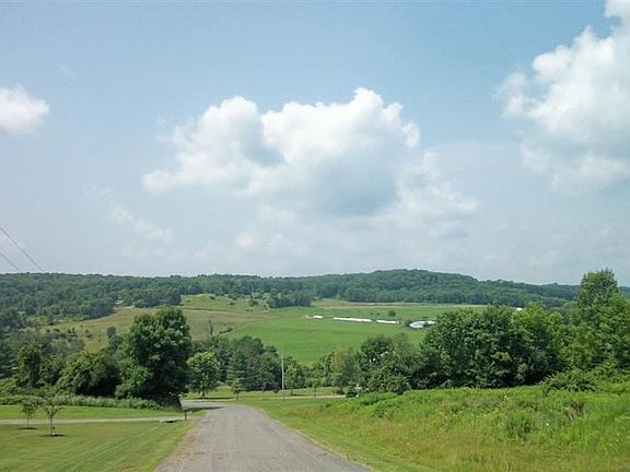 4th image of 120 Meadowview Hts