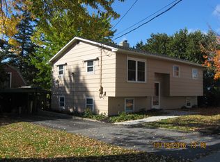 734 James St, Clayton, NY 13624