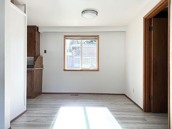 5th image of 12505 SE 73rd Pl