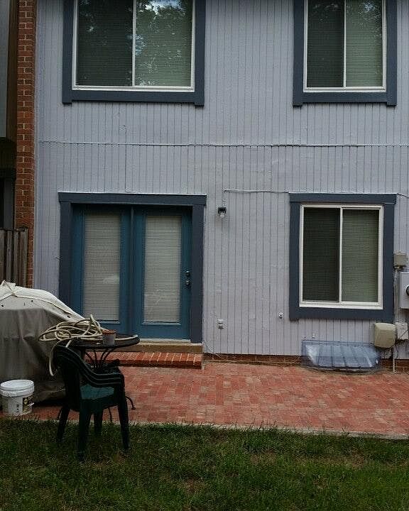 1st image of 2823 Cambridge Dr