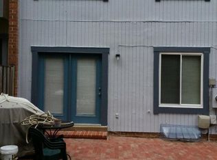 2823 Cambridge Dr, Woodbridge, VA 22192