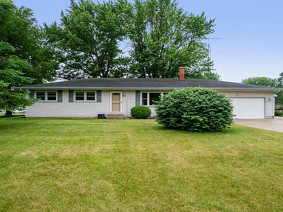 2nd image of 6865 White Oak Ln