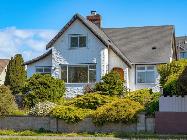 690 Dallas Rd, Victoria, BC V8V 1B7