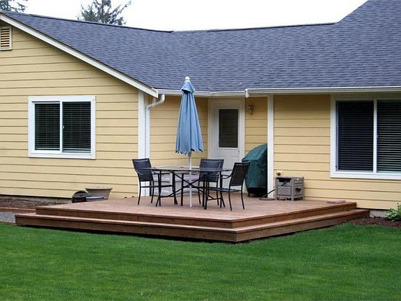 Deck on the back of Home