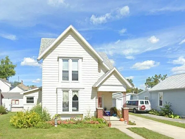 224 Locust St, Findlay, OH 45840