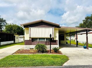 25 Leisure Dr, Auburndale, FL 33823