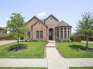 233 Waters Edge Way, Murphy, TX 75094