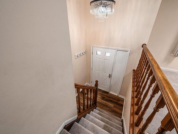 5th image of 24 Ridgedale Ct