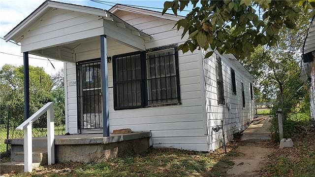 2nd image of 2334 Starks Ave