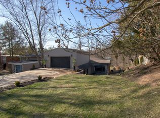 2412 Marbury Rd, Pittsburgh, PA 15221