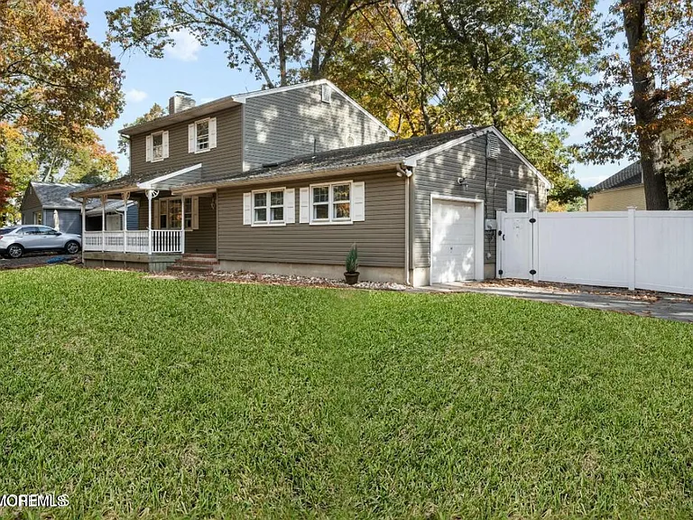 1025 Whittier Ave — Photo 27
