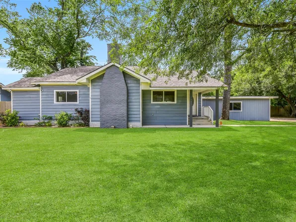 4712 33rd St, Dickinson, TX 77539