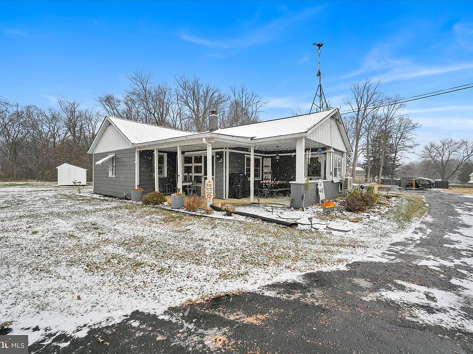 1st image of 2440 Blue Ball Rd