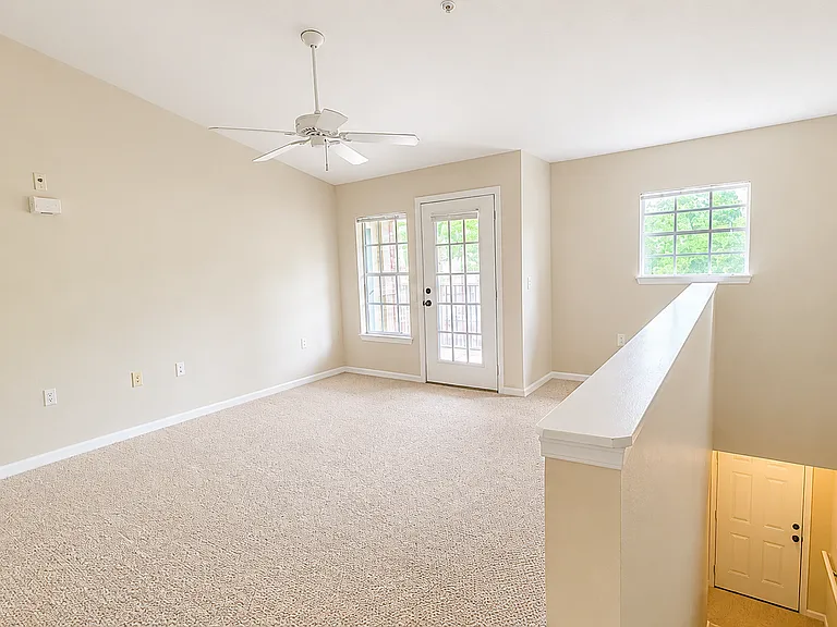 8821 Manor Loop #202 — Photo 4