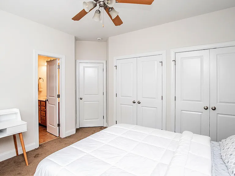 315 Woodvale Pl — Photo 20